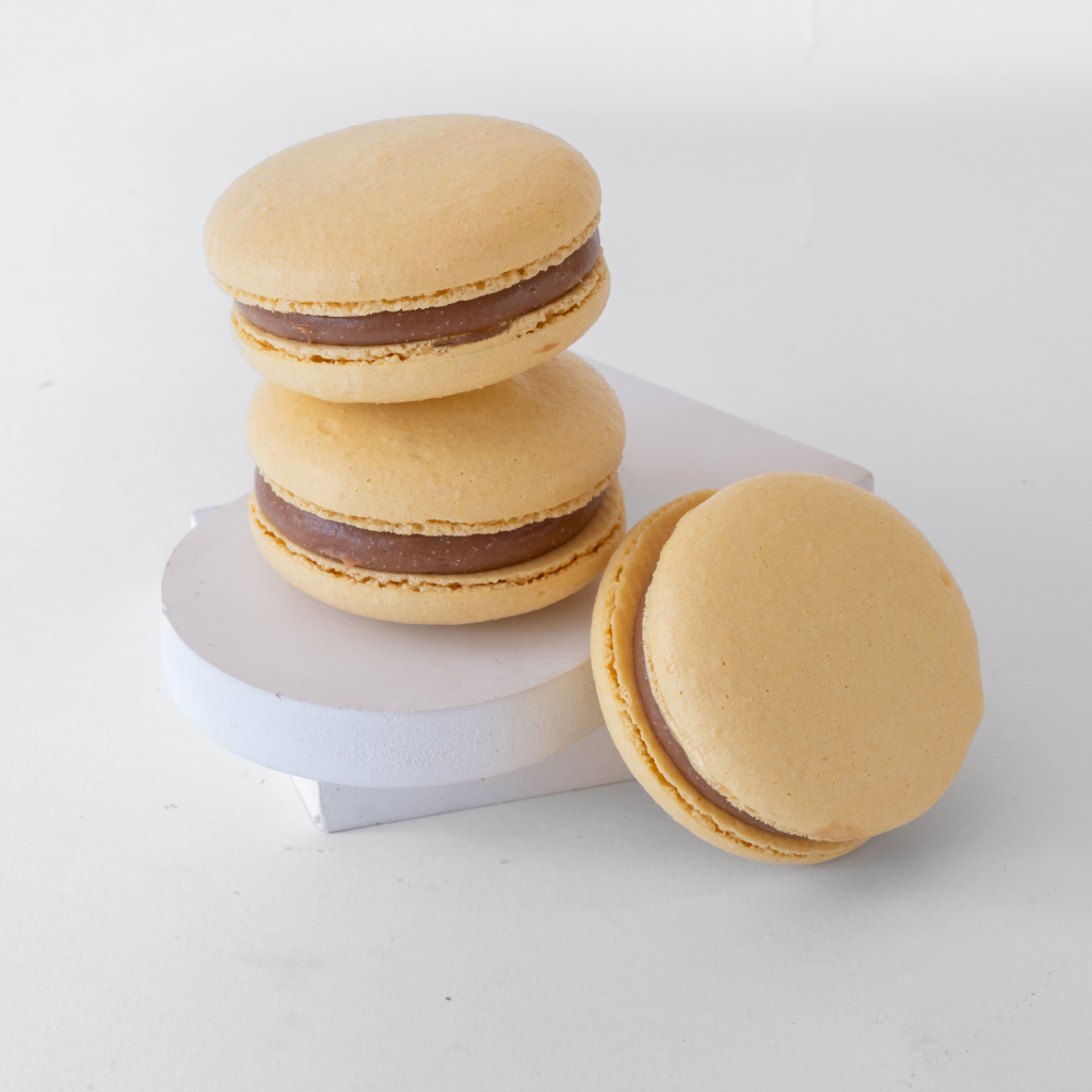 Yuzu Macaron